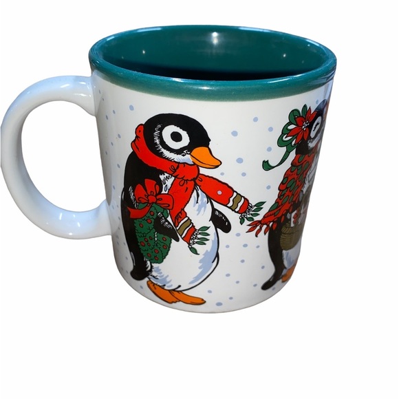 Vintage Penguin Christmas coffee mug - Picture 1 of 4